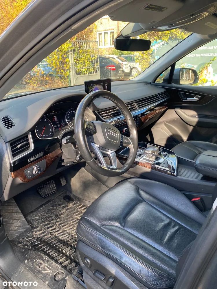 Audi Q7 - 4