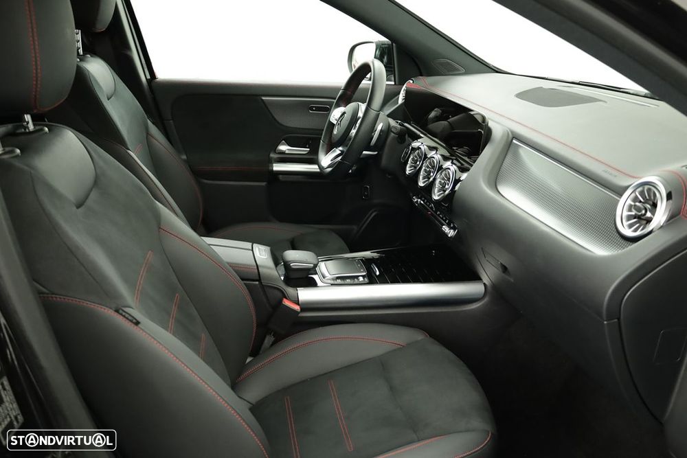 Mercedes-Benz EQA 300 4Matic AMG Line - 23