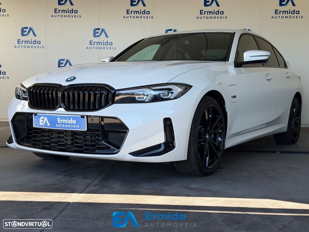BMW 330 - 4
