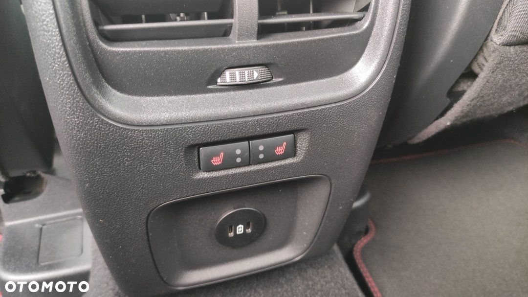Ford Kuga - 23