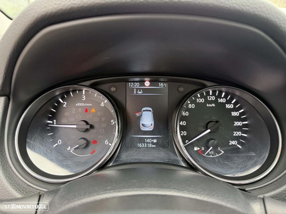 Nissan Qashqai 1.5 dCi N-Connecta 18 - 11