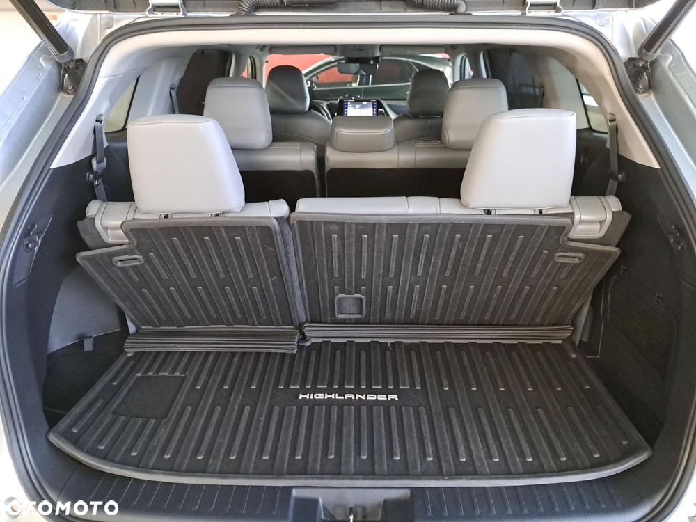 Toyota Highlander - 16