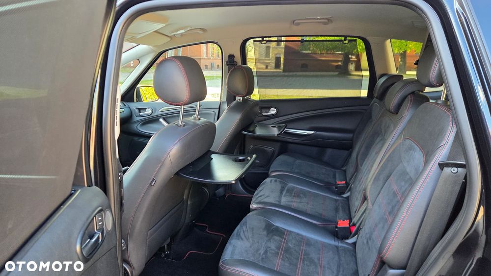 Ford S-Max 2.0 TDCi DPF Titanium - 20