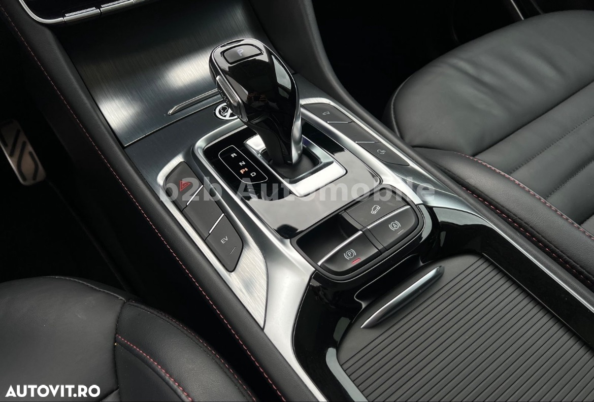 MG EHS 1.5T-GDI PHEV Luxury - 15