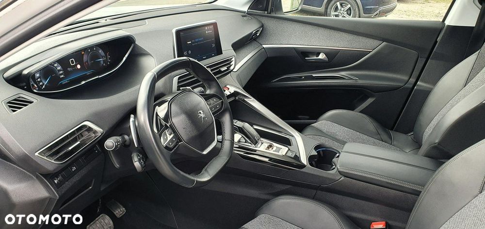 Peugeot 5008 - 15