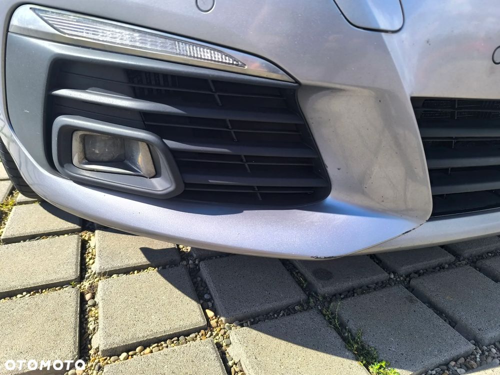 Peugeot 308 - 18