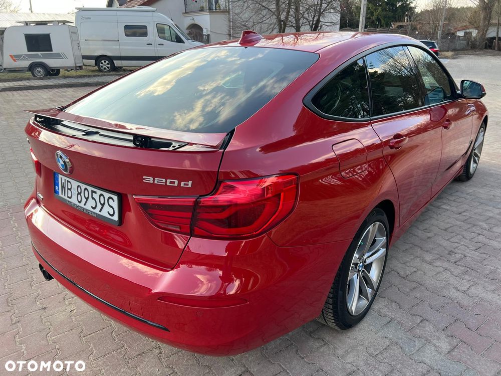 BMW 3GT 320d xDrive Sport Line - 4