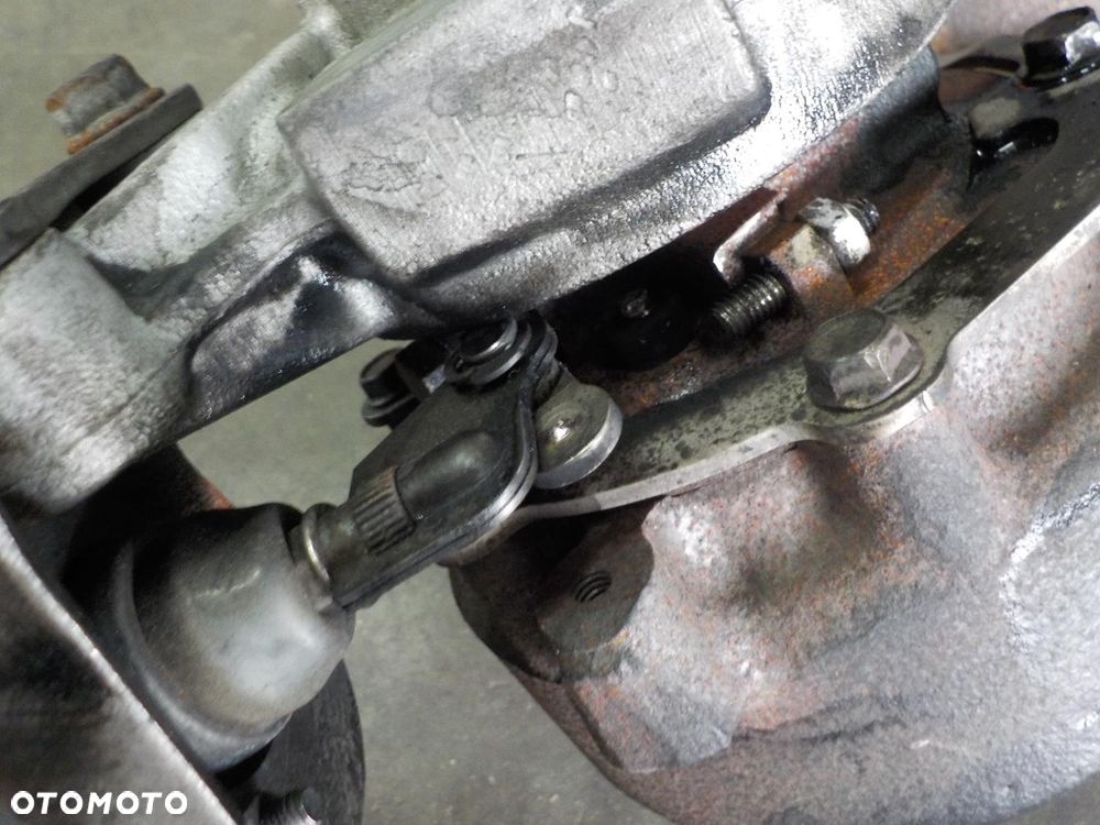 CRAFTER 2.5 TDI ADBLUE TURBO TURBINA SPRĘŻARKA 076145701S - 4
