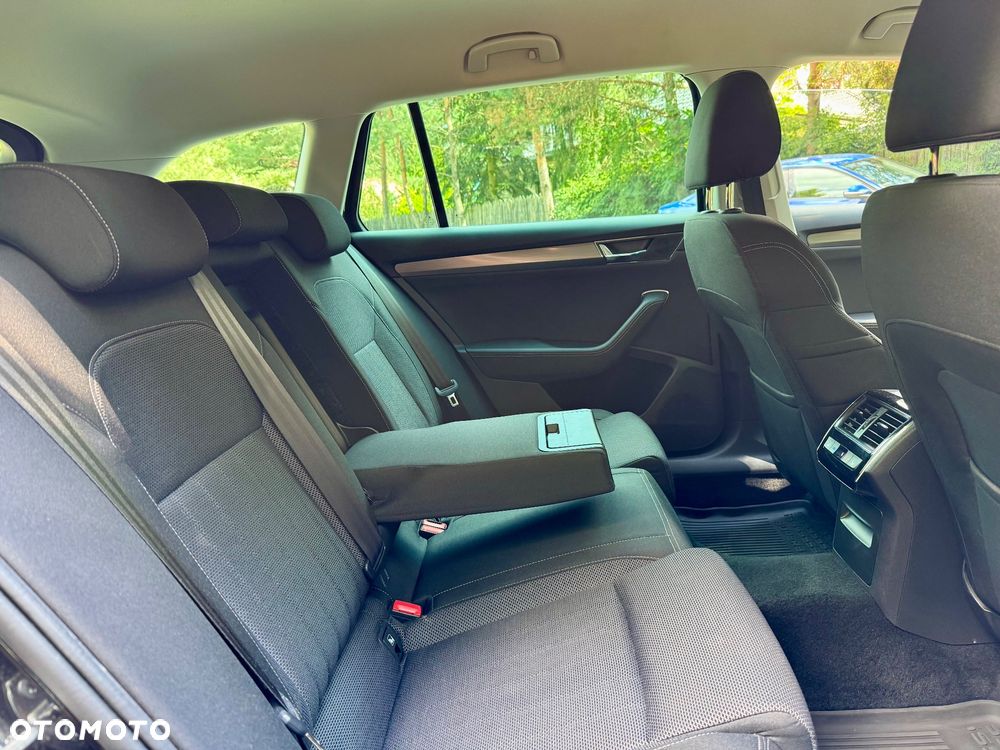Skoda Superb 2.0 TDI SCR 4x4 Style DSG - 18