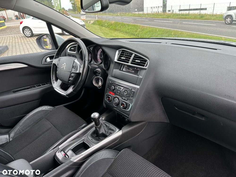 Citroën C4 1.6 VTi Exclusive - 29