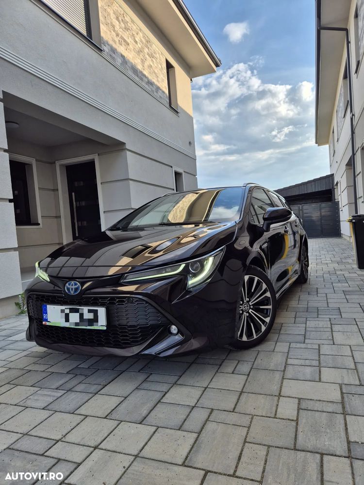 Toyota Corolla - 1