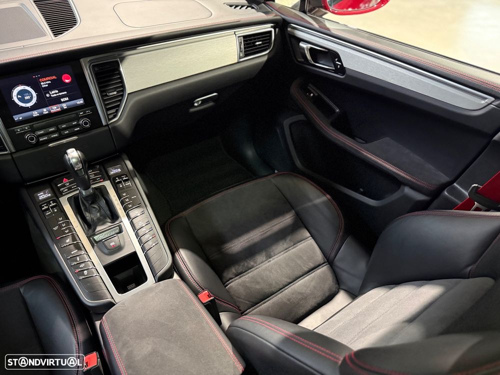 Porsche Macan GTS PDK - 45