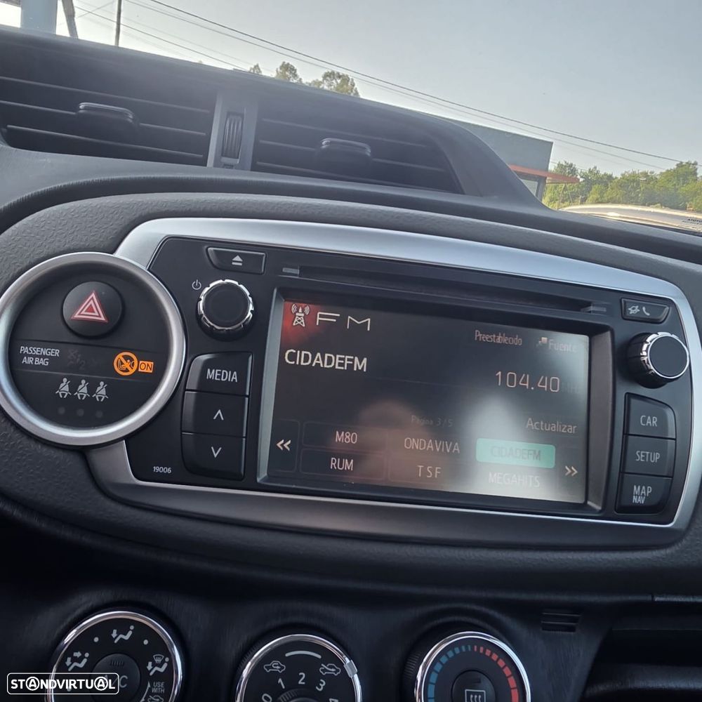 Toyota Yaris 1.0 VVT-i ACtive+AC - 23
