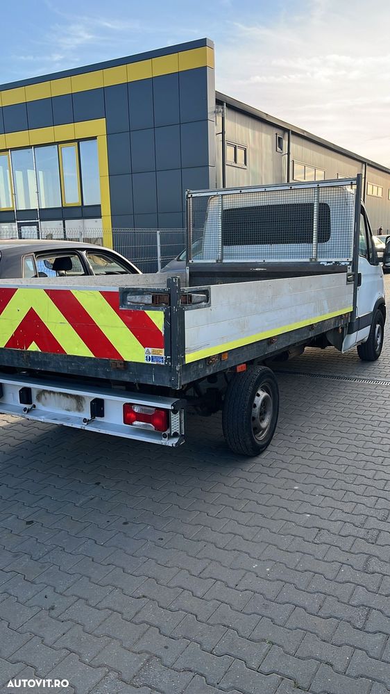 Dezmembram Iveco Daily 2.3 diesel din 2014 - 4