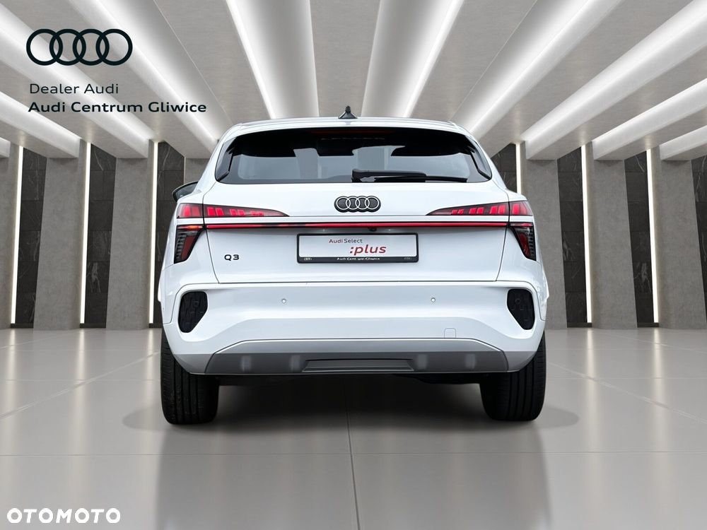 Audi Q3 Sportback - 6