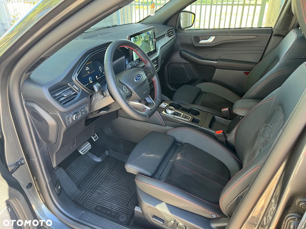 Ford Kuga - 13