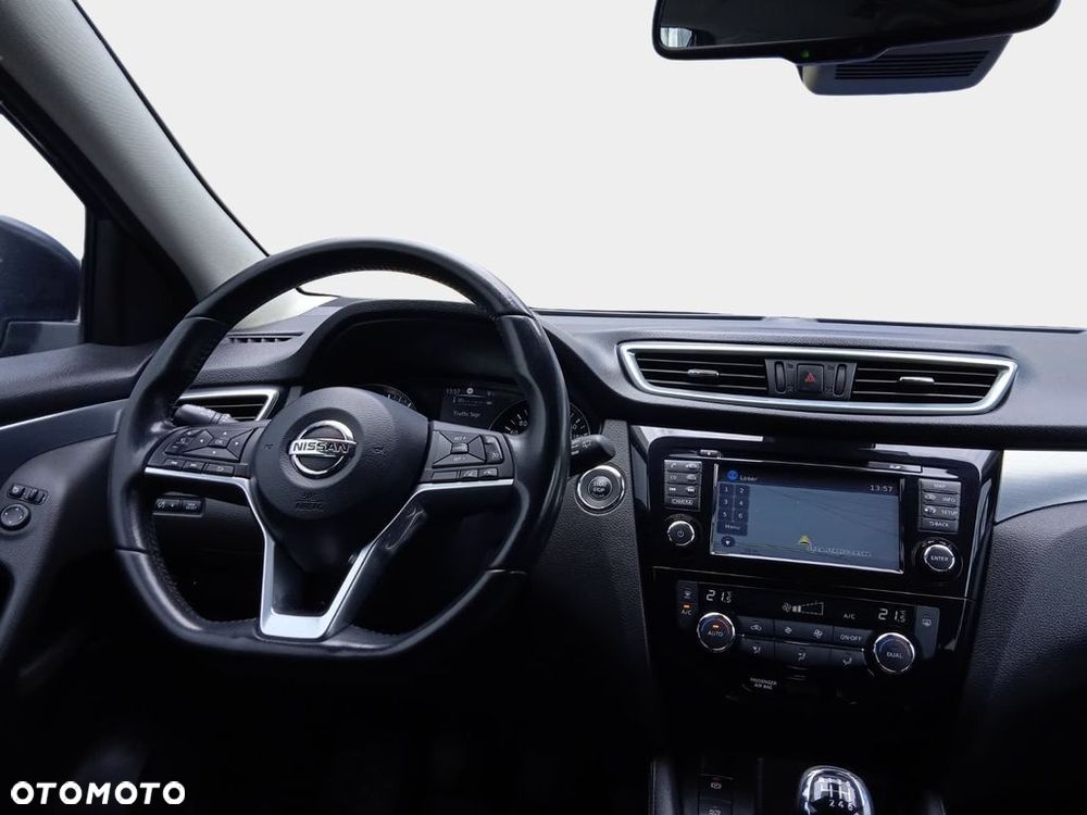 Nissan Qashqai 1.6 DIG-T N-Connecta - 13