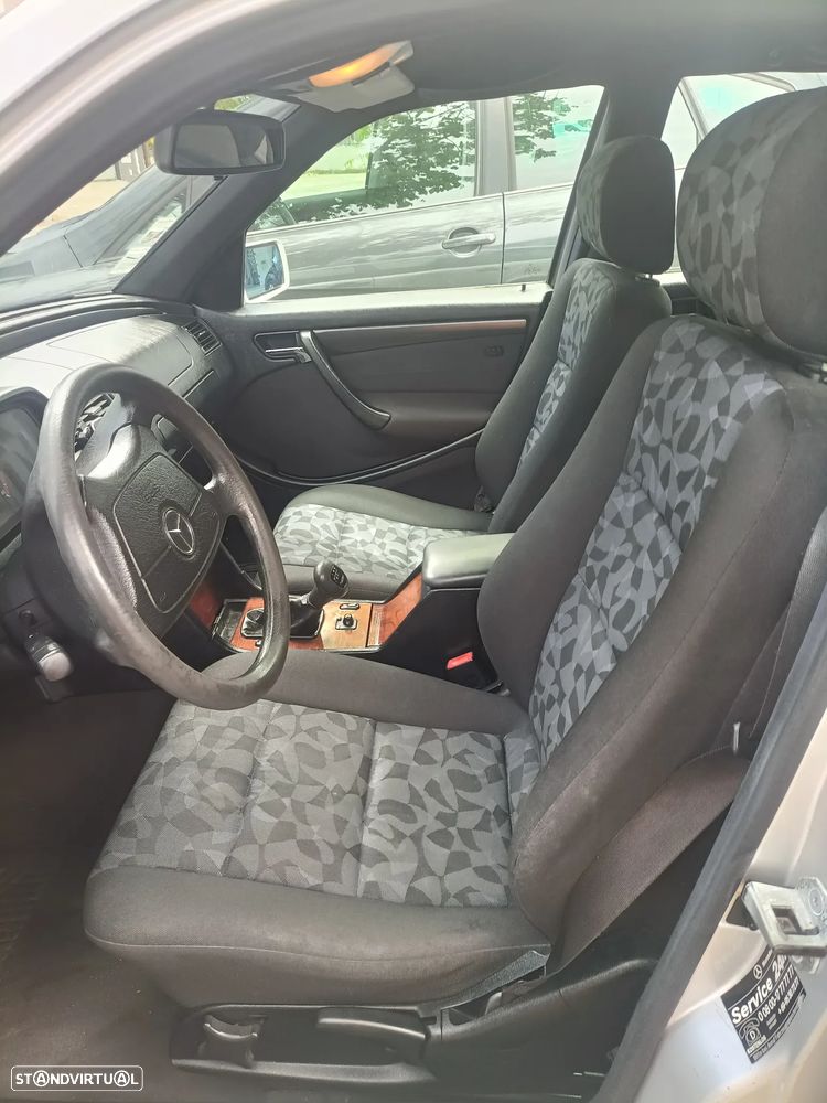 Mercedes-Benz C 200 CDI Classic - 10