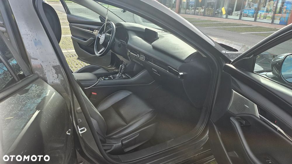 Mazda 3 - 9