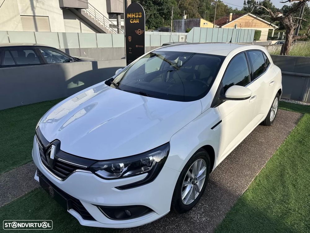 Renault Mégane 1.5 Blue dCi Intens - 6