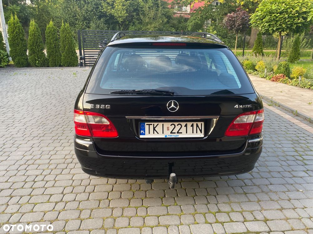 Mercedes-Benz Klasa E 320 T 4Matic Avantgarde - 27