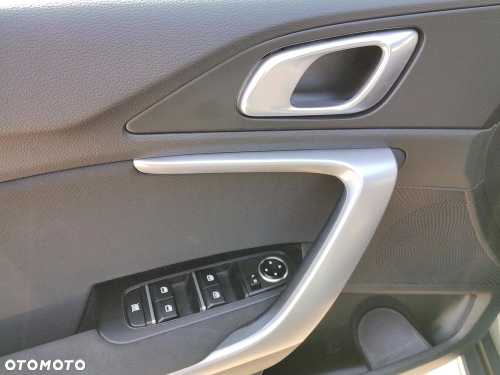 Kia XCeed 1.5 T-GDI M DCT - 20