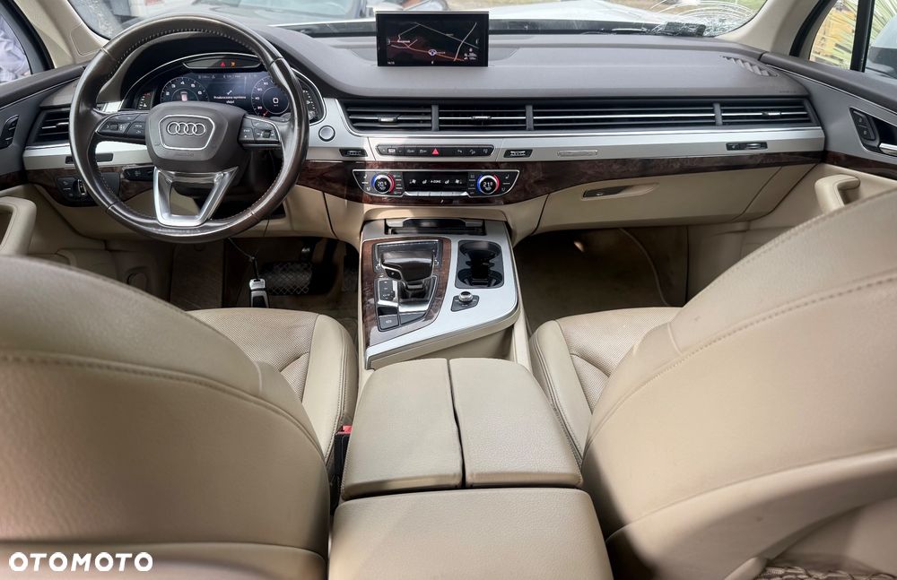 Audi Q7 3.0 TFSI Quattro Tiptr - 8