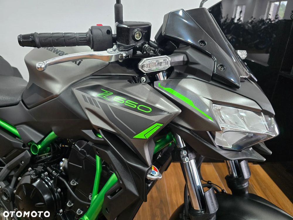 Kawasaki Z 650 - 24