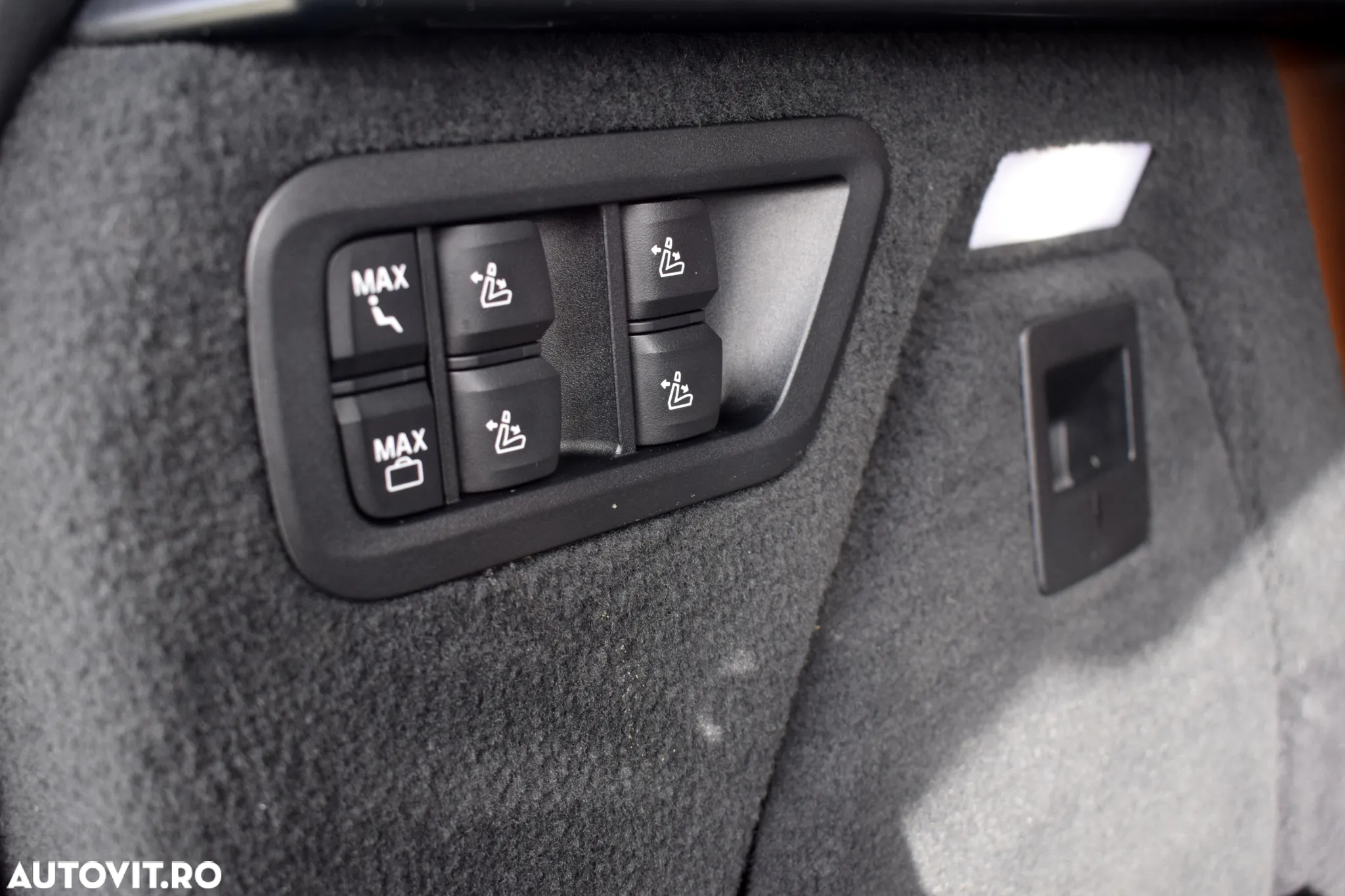 BMW X7 M60i xDrive AT MHEV - 10