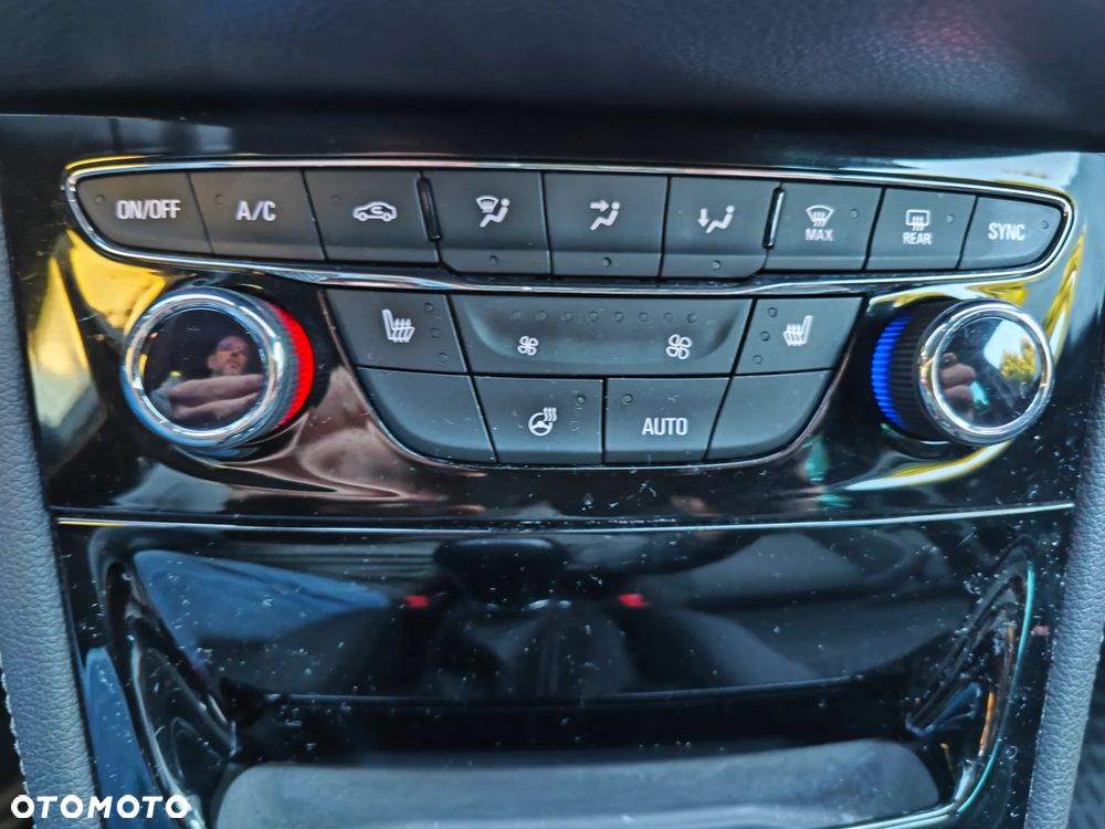 Opel Astra 1.6 CDTI Elite - 19