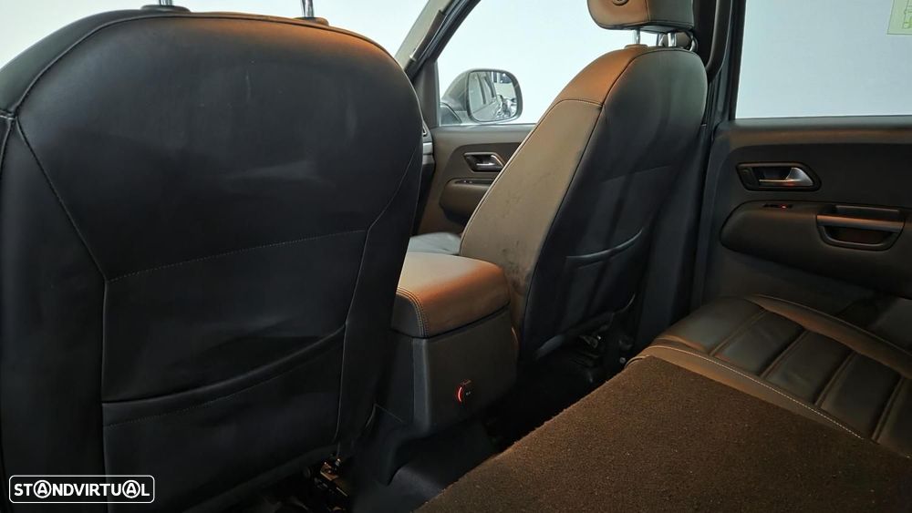VW Amarok 3.0 TDI V6 4Motion - 12