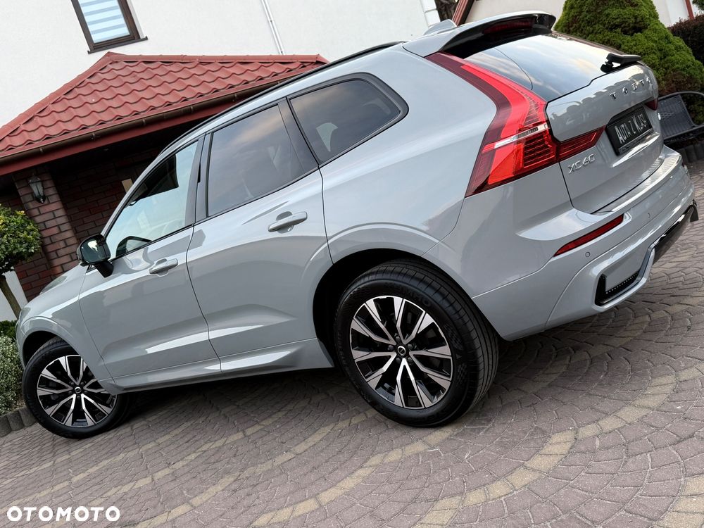 Volvo XC 60 B4 D AWD Plus Dark - 9