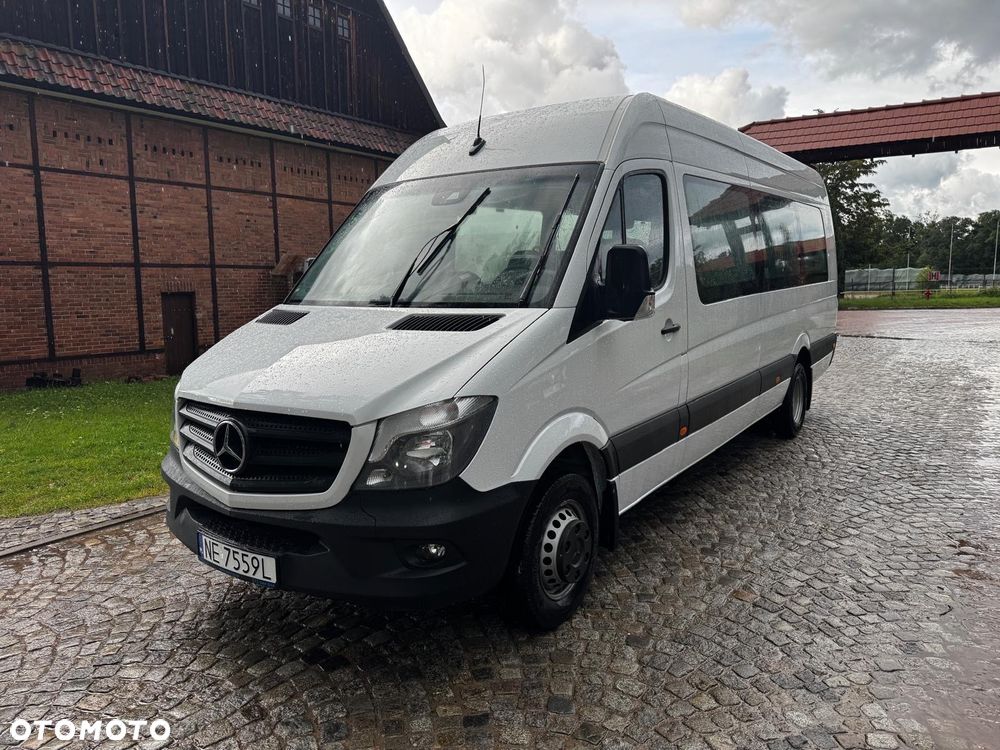 Mercedes-Benz Sprinter - 2