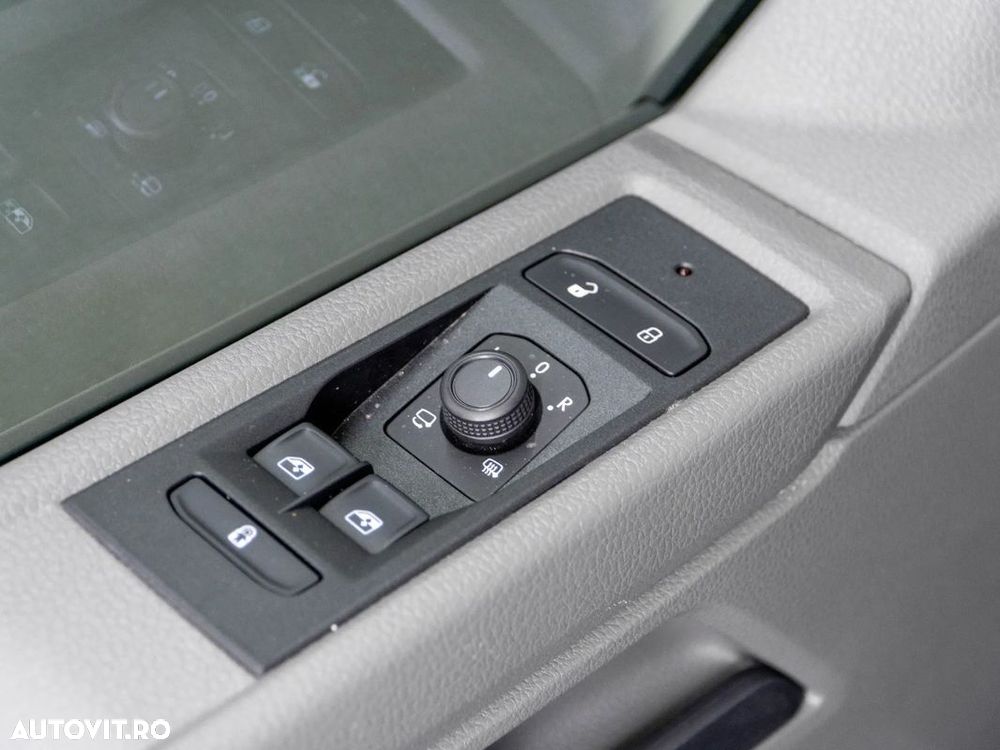 Volkswagen Transporter - 21