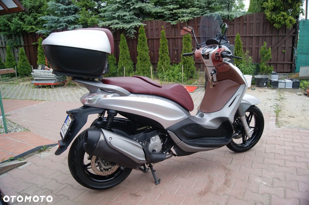 Piaggio Beverly - 5