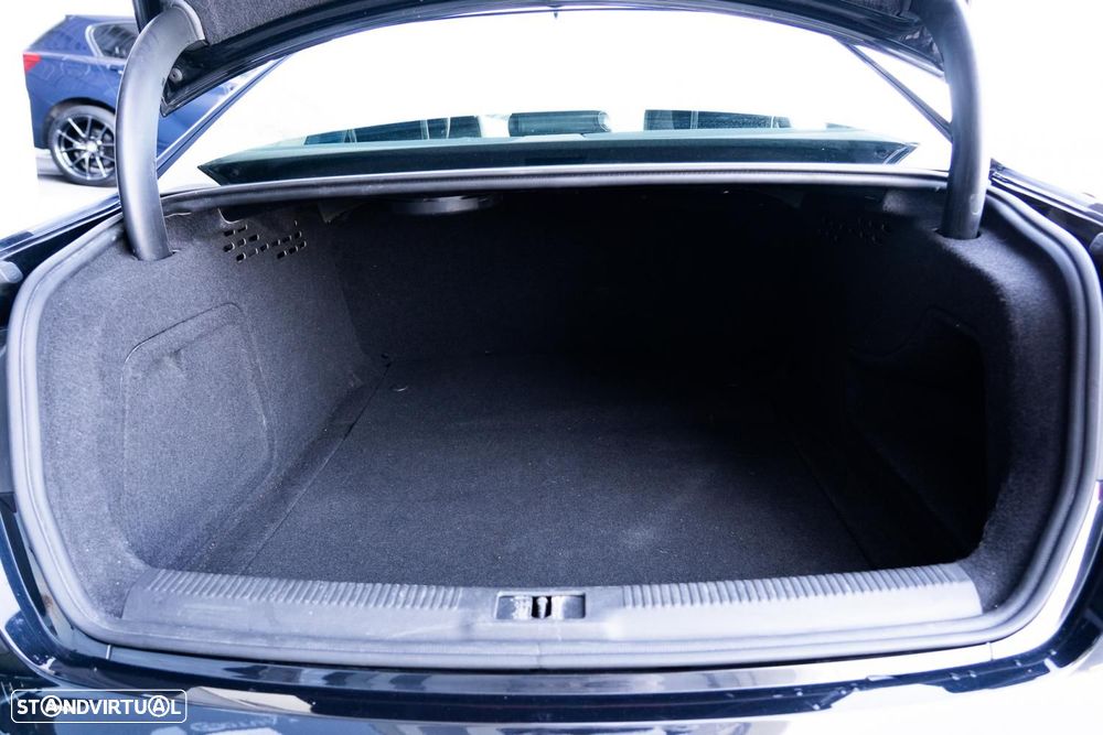 Audi A4 2.0 TDI - 22