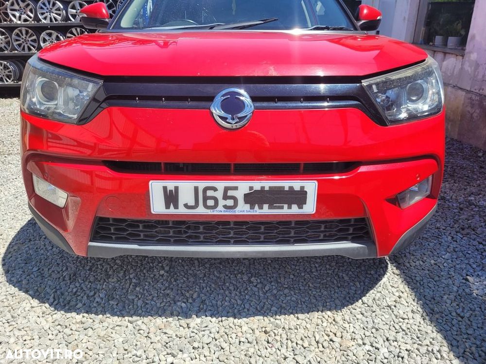 Bara fata SsangYong Tivoli 2015 - 2019 Flaming Red Pear RAM (1290) Diesel model fara ... - 1