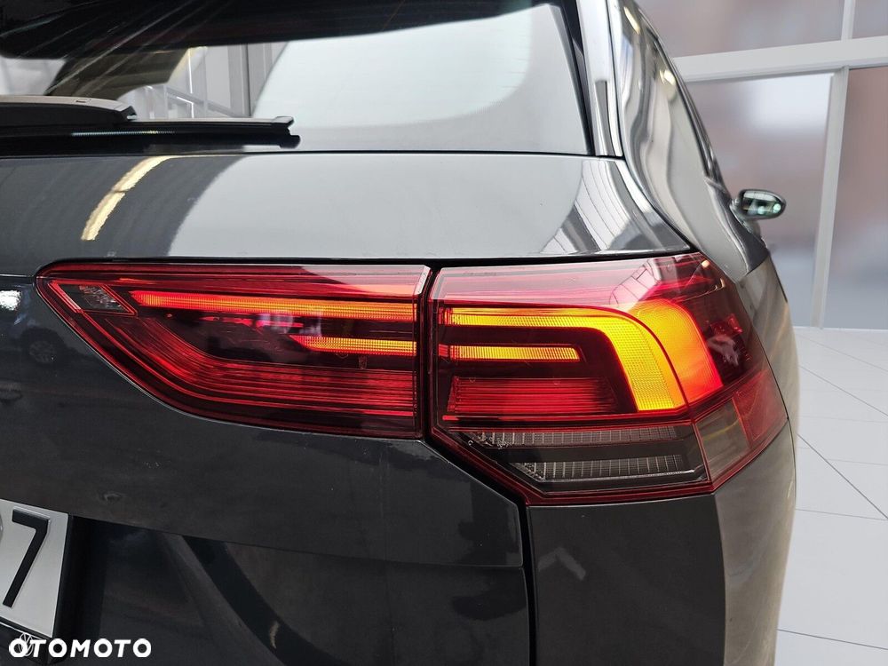 Volkswagen Golf Variant 2.0 TDI Life DSG - 33