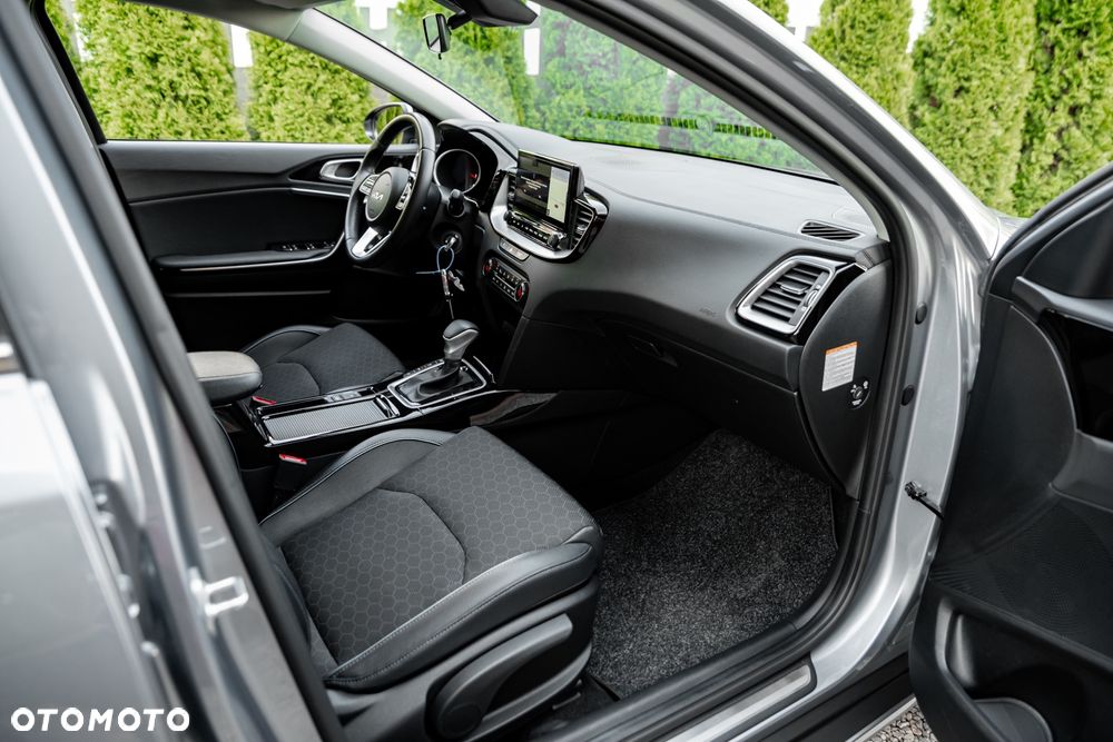 Kia XCeed 1.6 CRDi DCT7 VISION - 24
