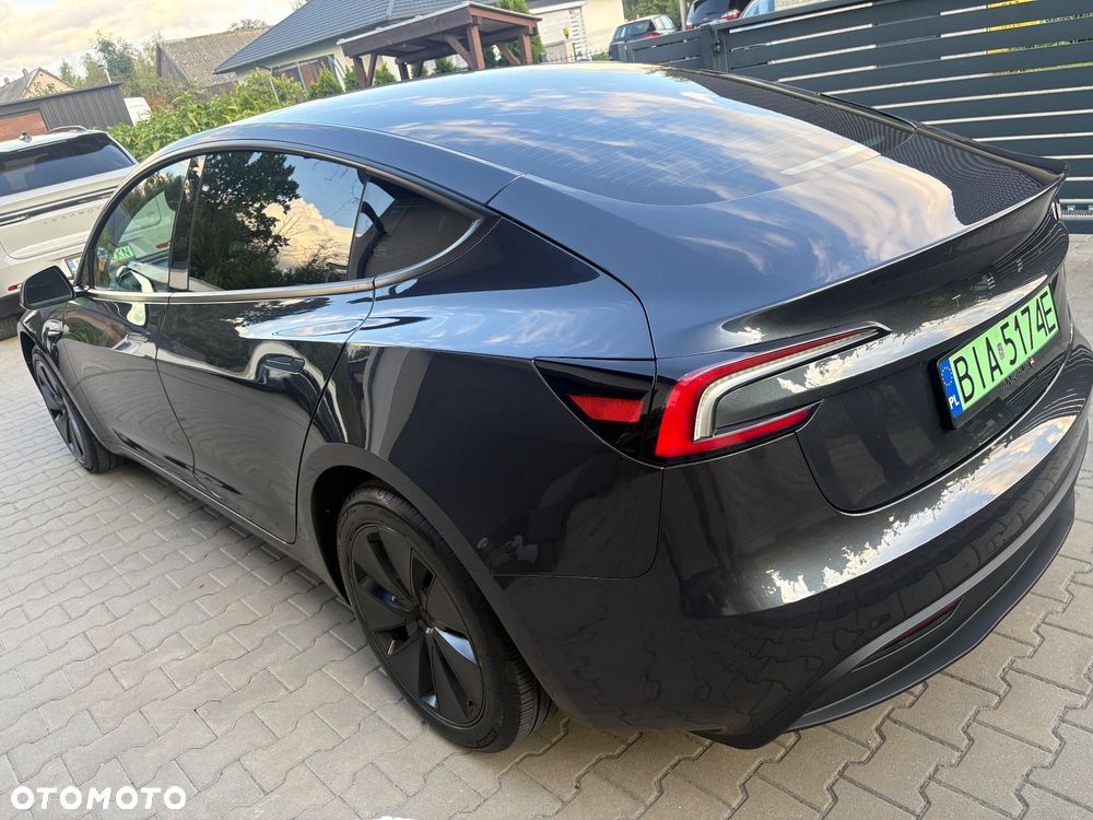 Tesla Model 3 - 18