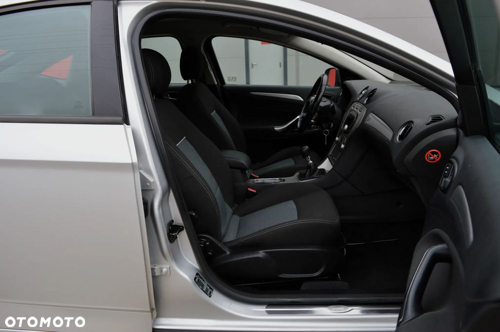 Ford Mondeo 1.8 TDCi Gold X - 11