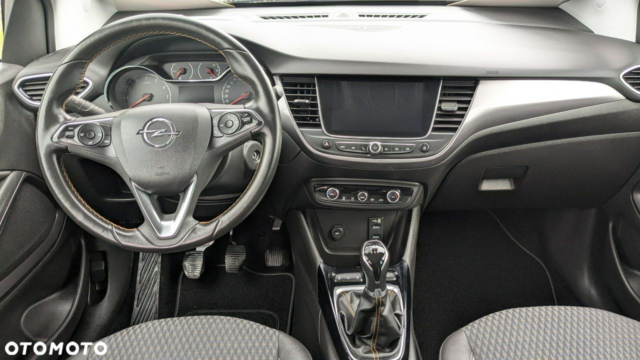 Opel Crossland X - 22
