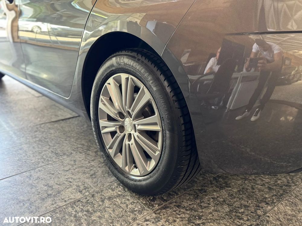 Peugeot 308 BlueHDi 130 EAT8 Allure - 8