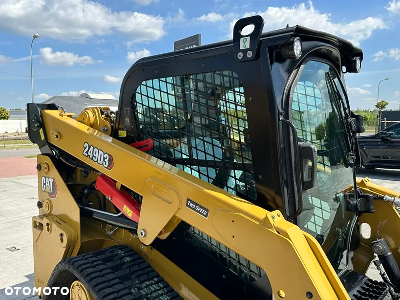 Caterpillar 249D3 - 14