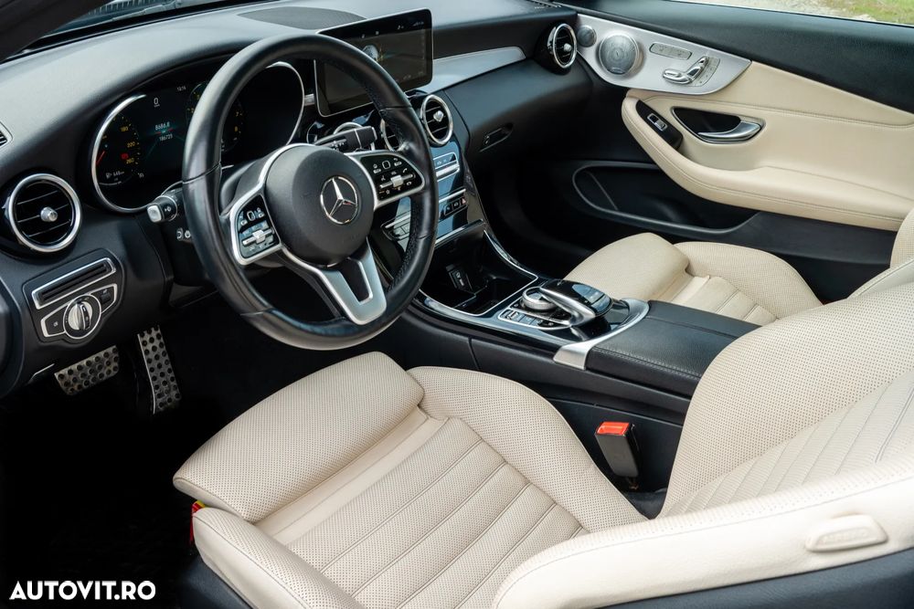 Mercedes-Benz C 300 9G-TRONIC AMG Line Plus - 11