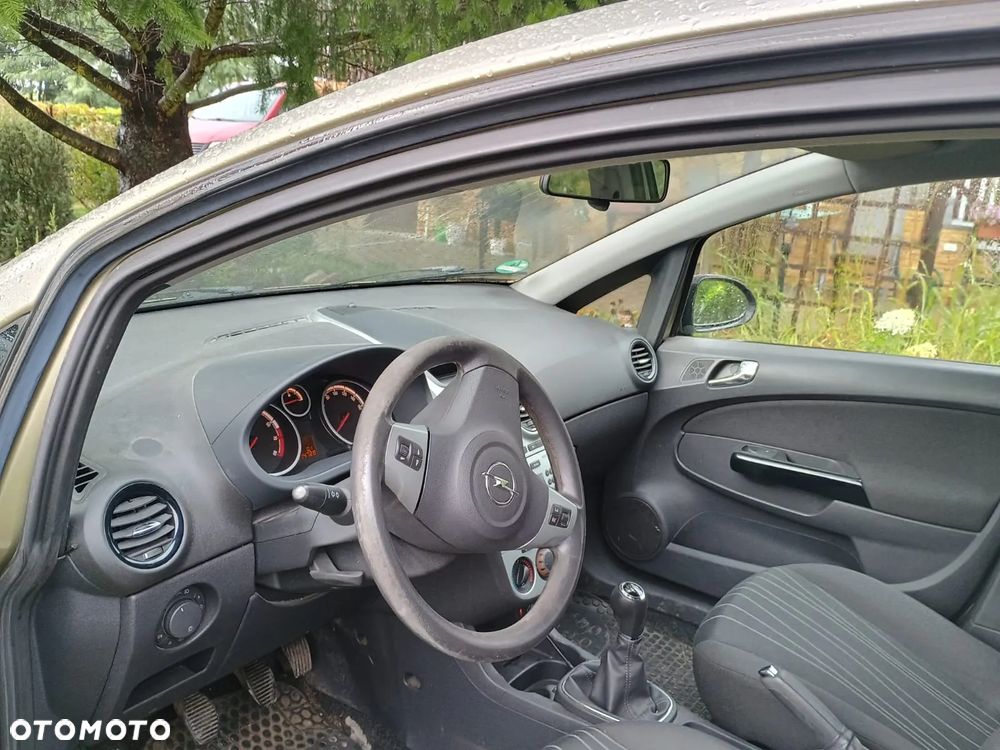 Opel Corsa - 6