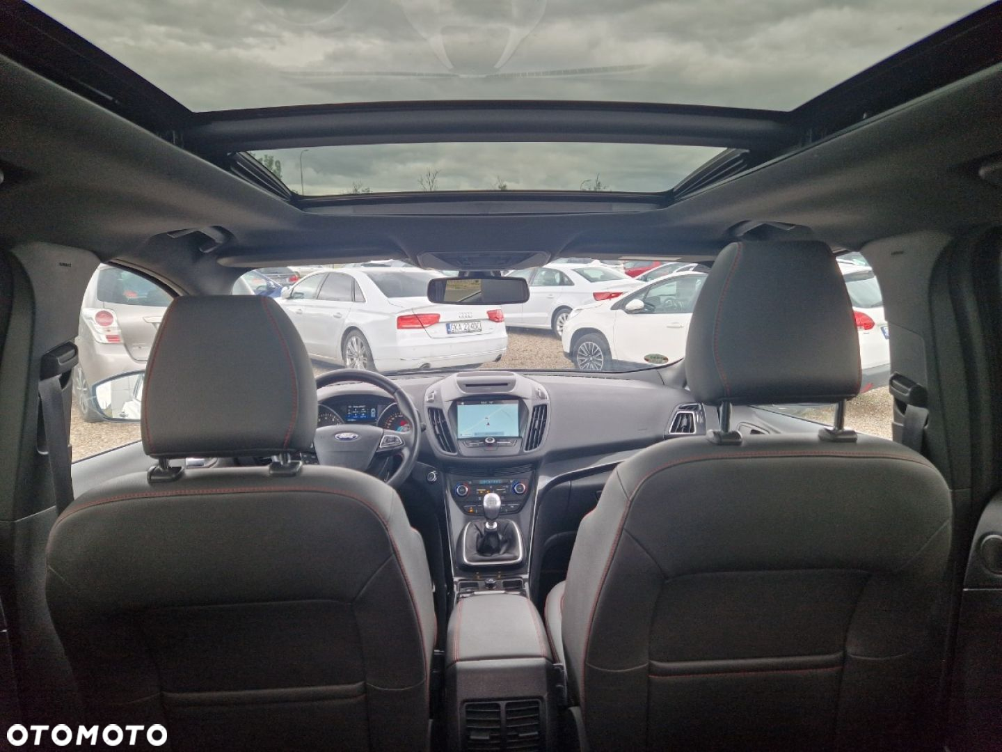 Ford Kuga 1.5 EcoBoost 2x4 ST-Line - 22