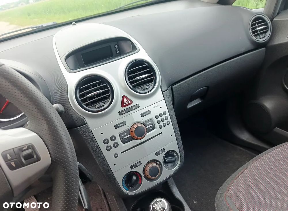 Opel Corsa 1.4 16V Enjoy - 20
