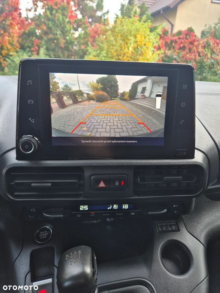 Opel COMBO - 20