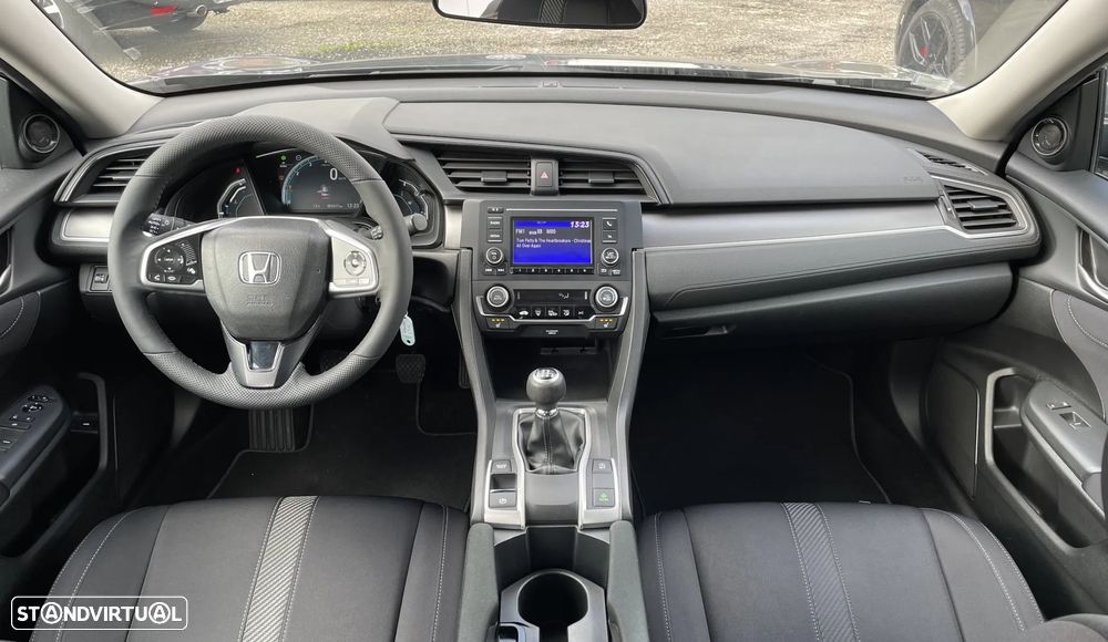 Honda Civic 1.5 i-VTEC Comfort - 10